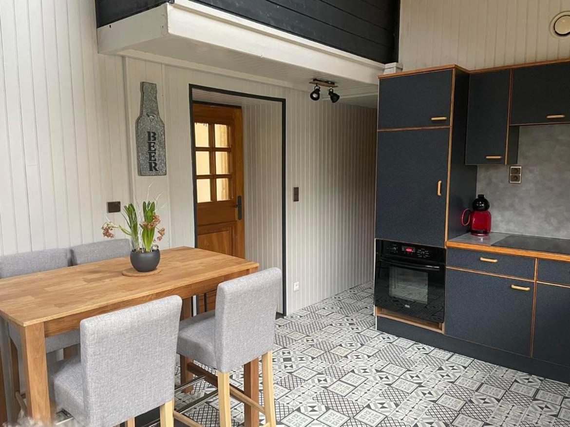 Gite L'Atelier Le Bu-sur-Rouvres Exteriör bild