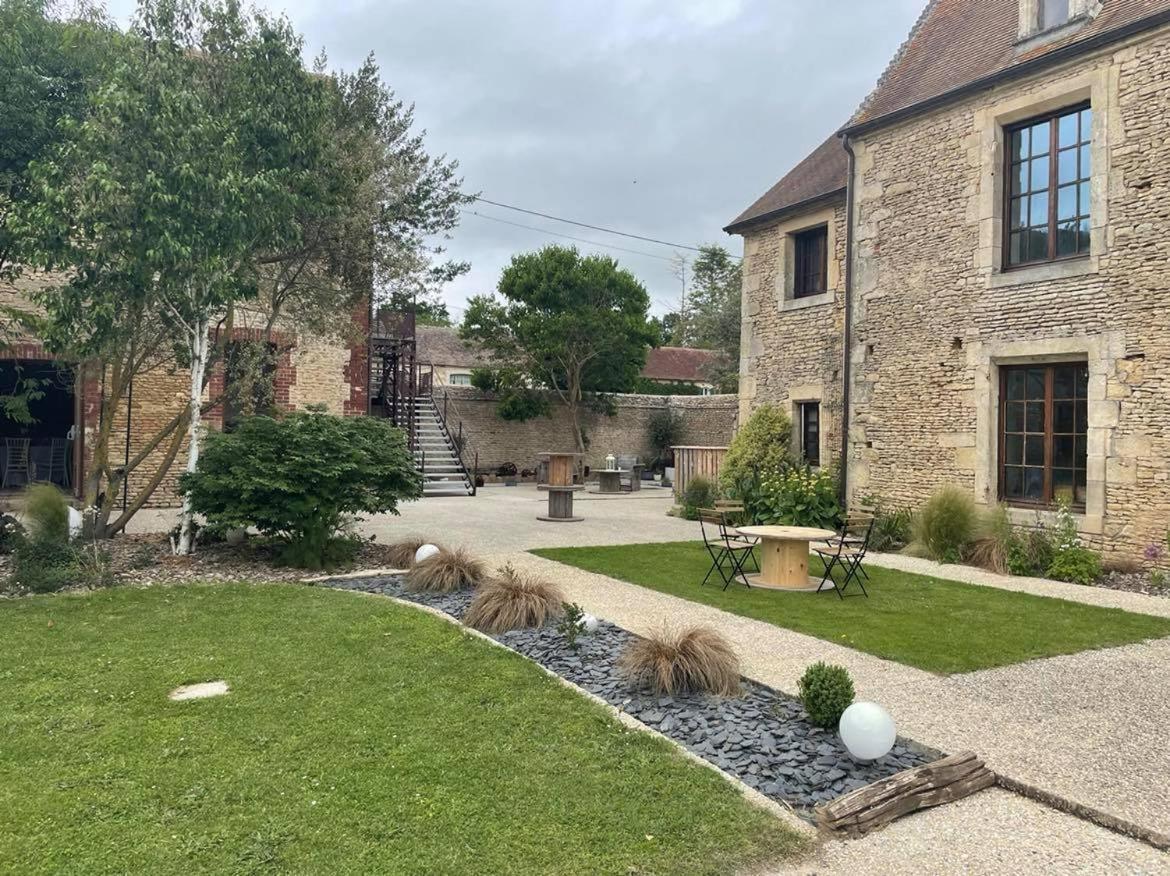 Gite L'Atelier Le Bu-sur-Rouvres Exteriör bild
